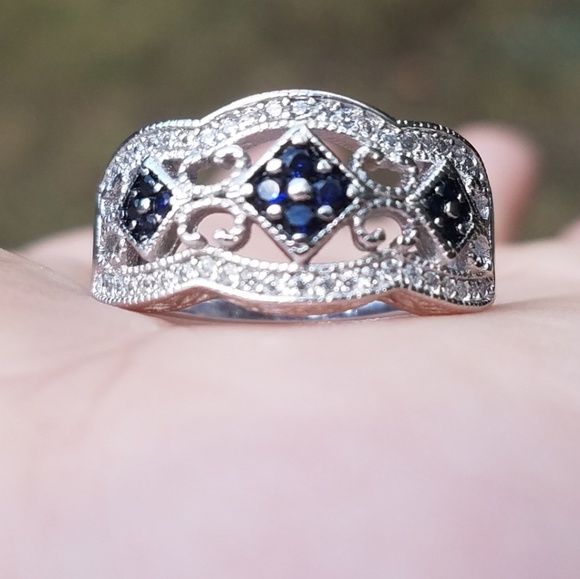 Jewelry - Sapphire and diamond ring